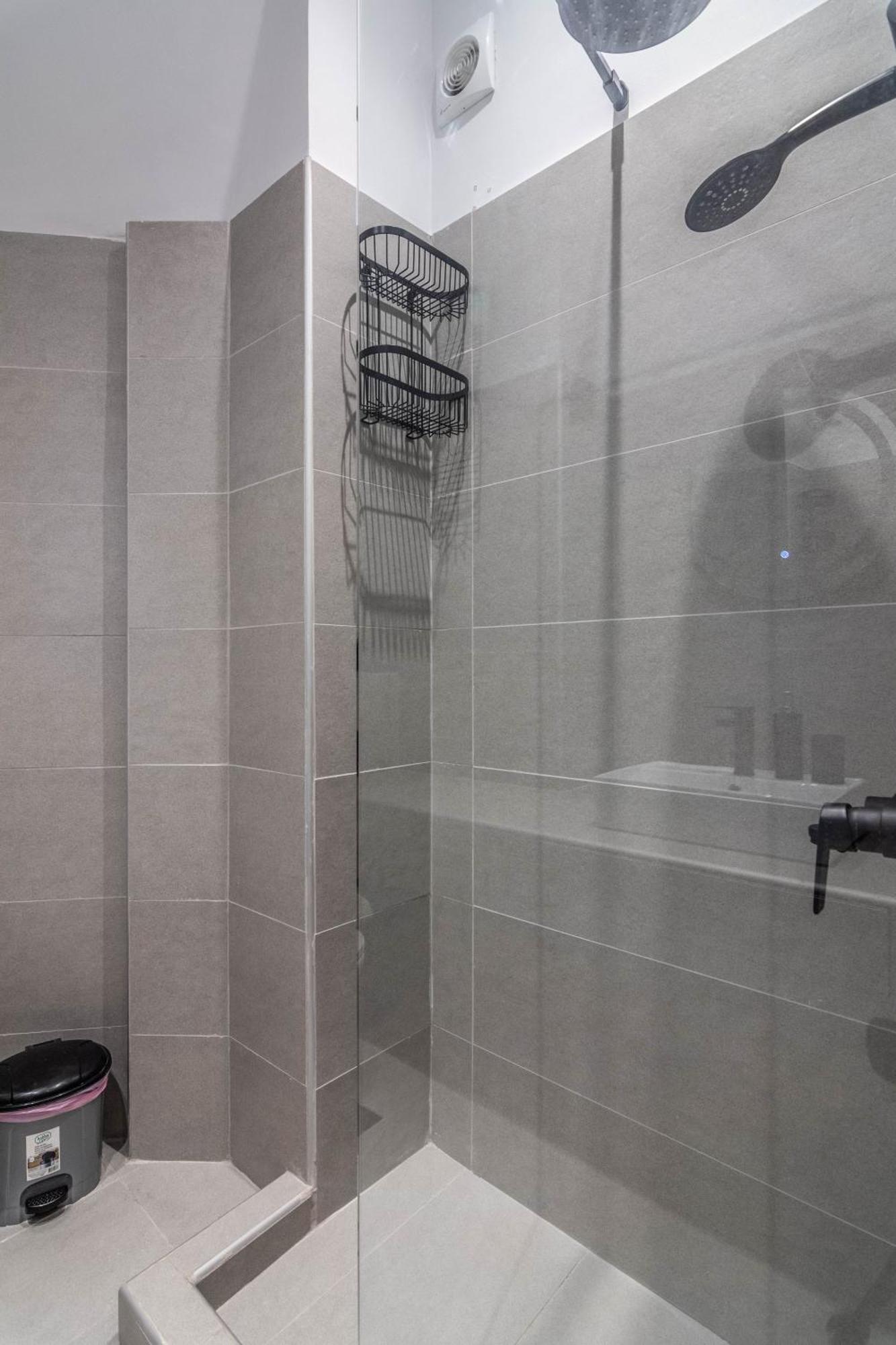Aris Premium Accommodations Афіни Екстер'єр фото