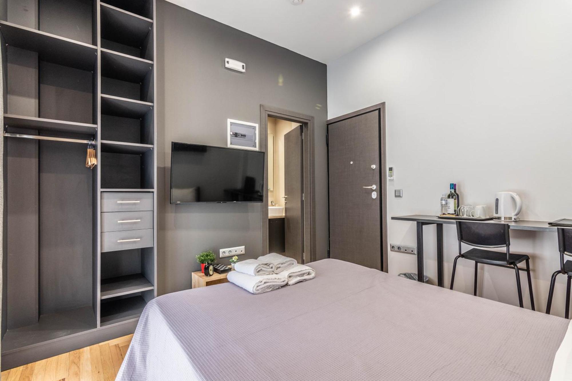 Aris Premium Accommodations Афіни Екстер'єр фото